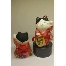 Lucky Cat with Red Kimono